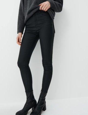 
						Pantaloni Mohito, negru