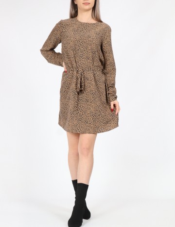 
						Rochie scurta Vero Moda, maro