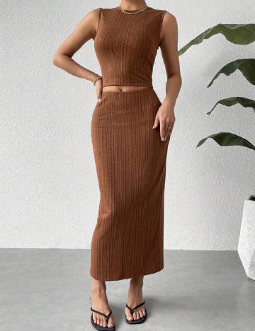 
						Top SHEIN, maro