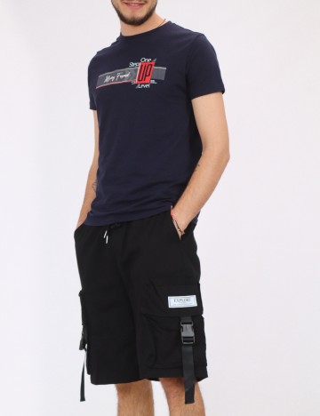 
						Pantaloni scurti SHEIN, negru