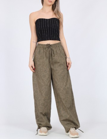
						Pantaloni Only, verde