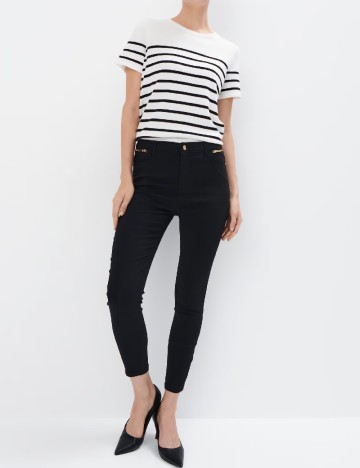 
						Blugi Mohito, negru