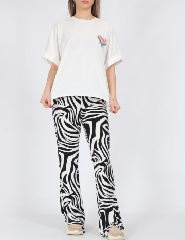 Pantaloni Pieces, alb/negru