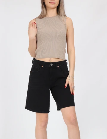 Pantaloni scurti Vero Moda, negru Negru