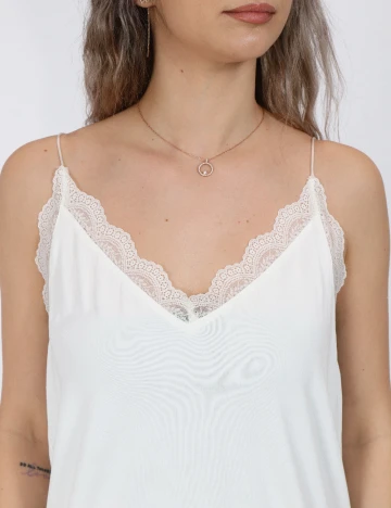 Maiou Vero Moda, alb