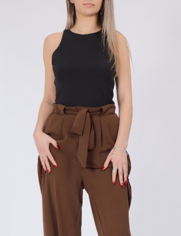 Pantaloni Vero Moda, maro