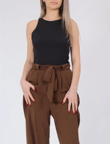 Pantaloni Vero Moda, maro