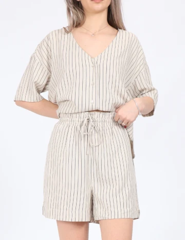 Pantaloni scurti Vero Moda, bej