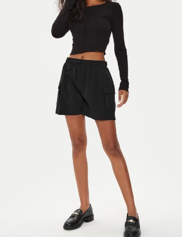 Pantaloni scurti Noisy May, negru Negru