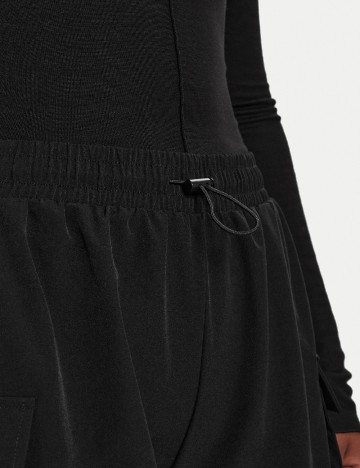 Pantaloni scurti Noisy May, negru