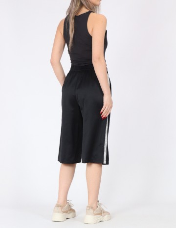 Pantaloni scurti Noisy May, negru
