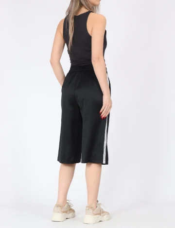 Pantaloni scurti Noisy May, negru