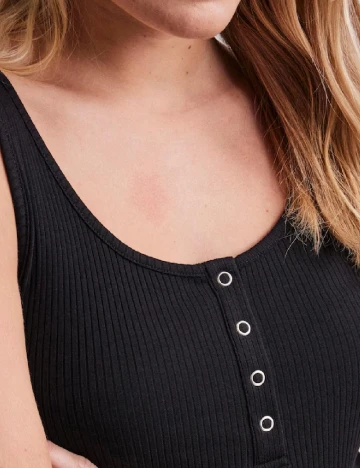 Maiou Pieces, negru