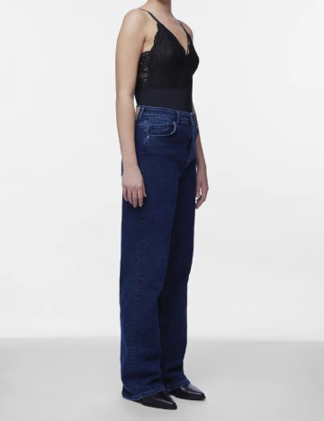 Body Pieces, negru