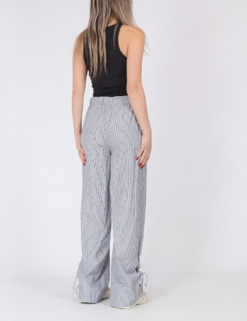 Pantaloni Pieces, gri