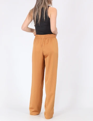 Pantaloni Vero Moda, maro Maro