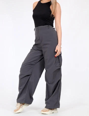 Pantaloni Vero Moda, gri