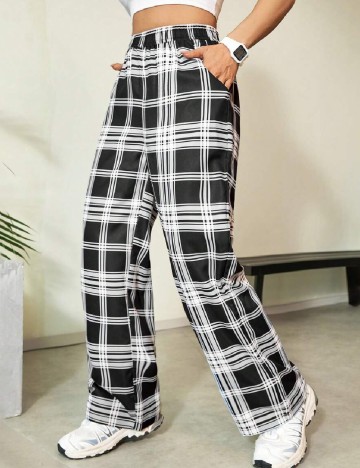 
						Pantaloni SHEIN, negru