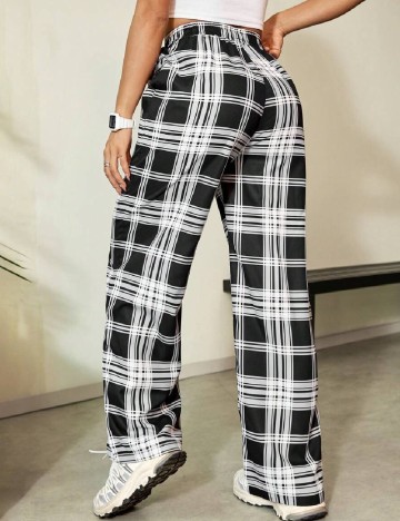 Pantaloni SHEIN, negru