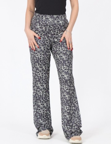 Pantaloni Pieces, mix culori