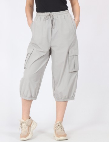 Pantaloni trei sferturi Vero Moda, gri