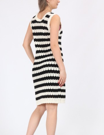Rochie scurta Noisy May, negru/crem