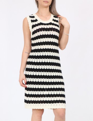 Rochie scurta Noisy May, negru/crem