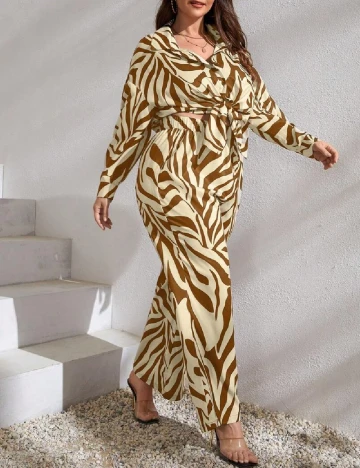 Compleu SHEIN CURVE, crem/maro