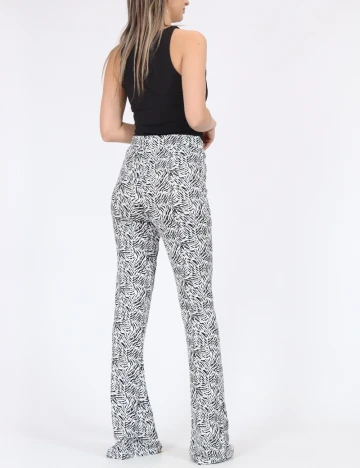 Pantaloni Noisy May, alb/negru
