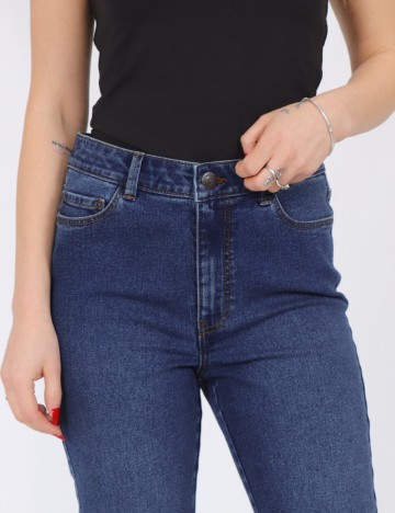 Pantaloni trei sferturi Noisy May, albastru