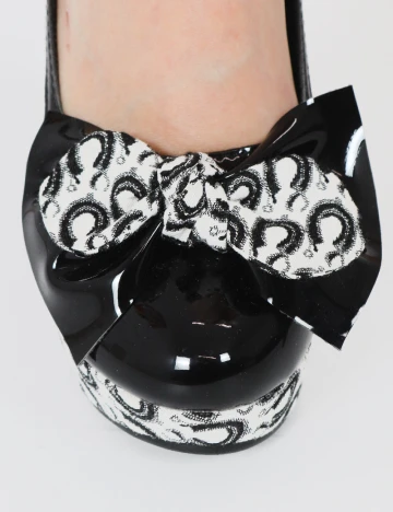 Pantofi SHEIN, alb/negru