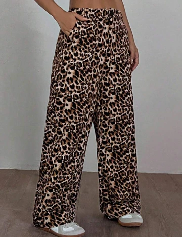 Pantaloni SHEIN, animal print Animal print