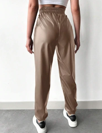 Pantaloni SHEIN, maro