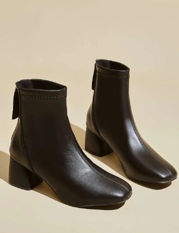 
						Botine SHEIN, negru