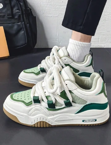 Adidasi SHEIN, verde