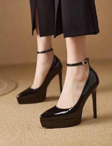 Pantofi SHEIN, negru