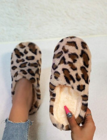 Papuci de Casa SHEIN, animal print