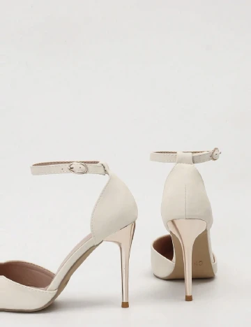 Pantofi SHEIN, crem