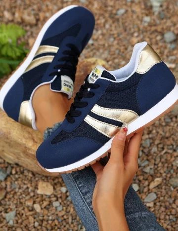 Adidasi SHEIN, bleumarin