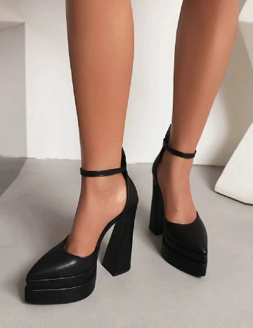 Pantofi SHEIN, negru