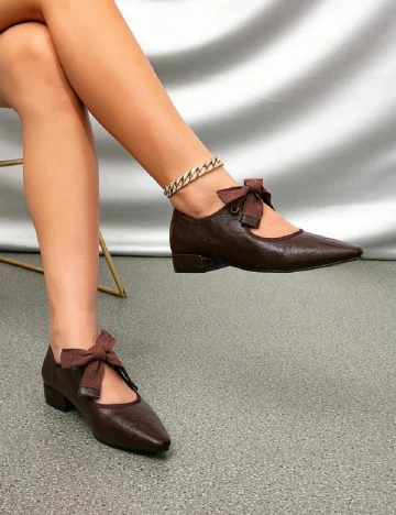 Pantofi SHEIN, maro