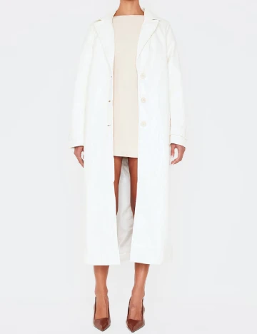 Palton PRETTYLITTLETHING, alb