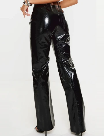 Pantaloni PRETTYLITTLETHING, negru Negru