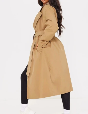 Trench PRETTYLITTLETHING, maro
