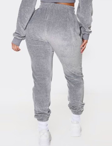 Pantaloni PRETTYLITTLETHING, gri