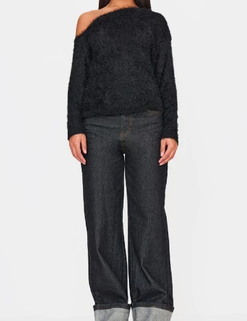 Bluza PRETTYLITTLETHING, negru