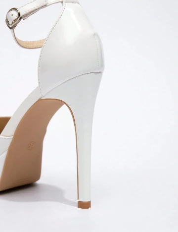 Pantofi SHEIN, alb