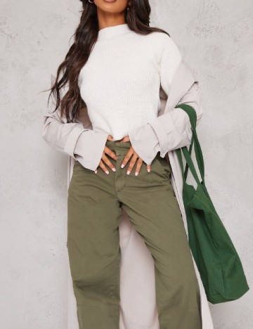 Bluza PRETTYLITTLETHING, alb