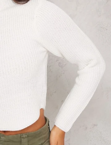 Bluza PRETTYLITTLETHING, alb
