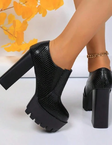 Pantofi SHEIN, negru